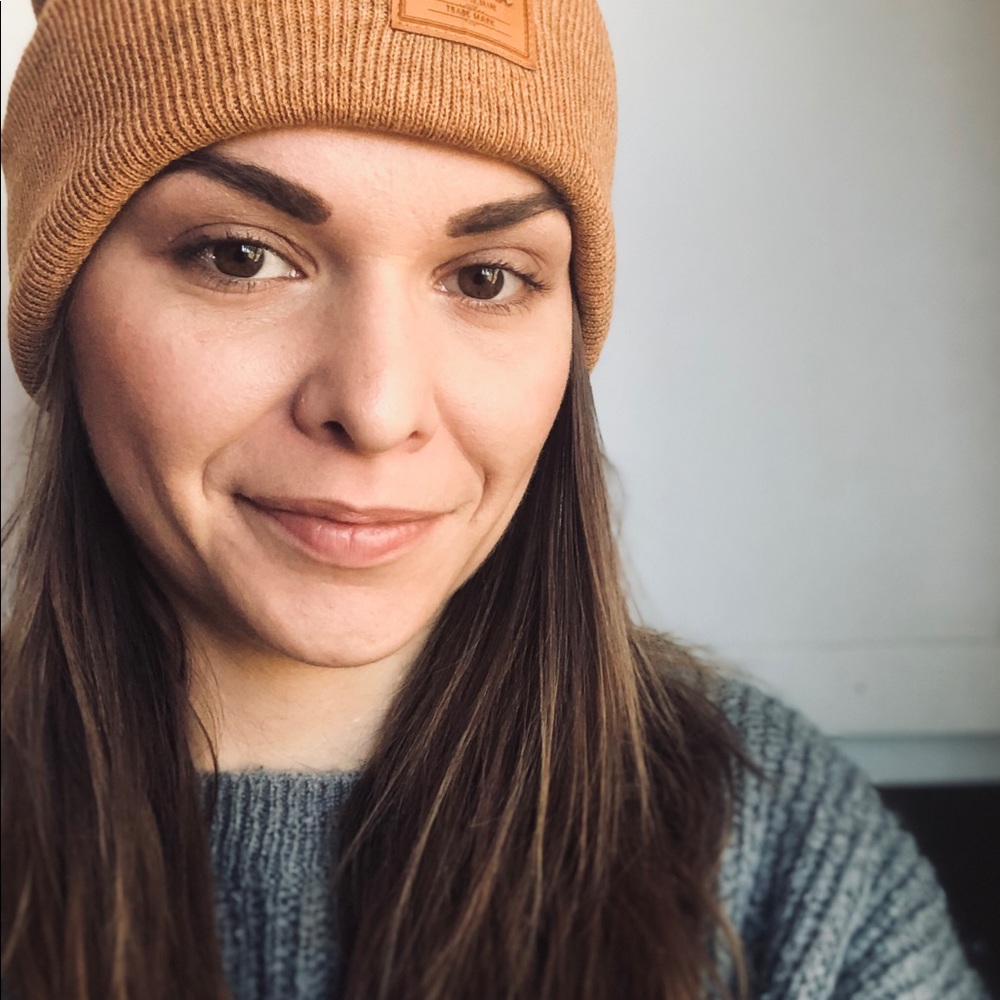Meet your Posher, Cécile
